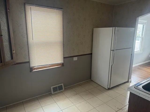 $139,900 | 21819 Shakespeare Avenue, Eastpointe, MI 48021