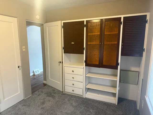 $139,900 | 21819 Shakespeare Avenue, Eastpointe, MI 48021