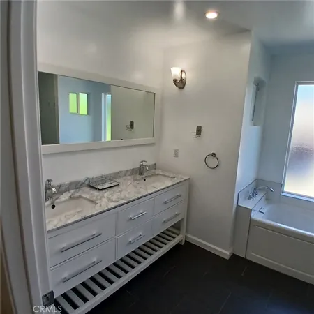 $4,300 | 16043 San Fernando Mission Boulevard, Granada Hills, CA 91344