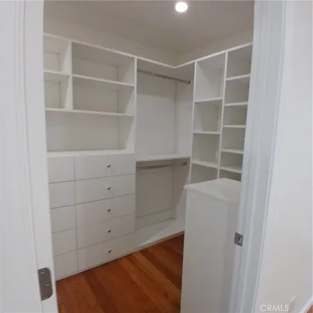 $4,300 | 16043 San Fernando Mission Boulevard, Granada Hills, CA 91344