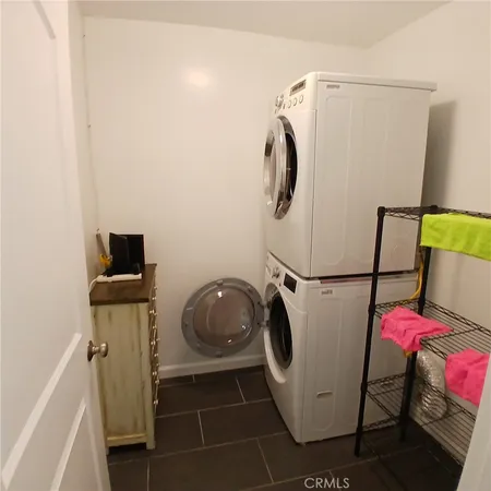$4,300 | 16043 San Fernando Mission Boulevard, Granada Hills, CA 91344
