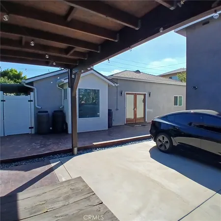 $4,300 | 16043 San Fernando Mission Boulevard, Granada Hills, CA 91344