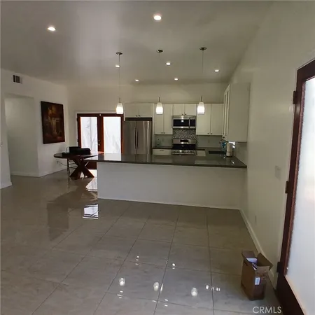 $4,300 | 16043 San Fernando Mission Boulevard, Granada Hills, CA 91344