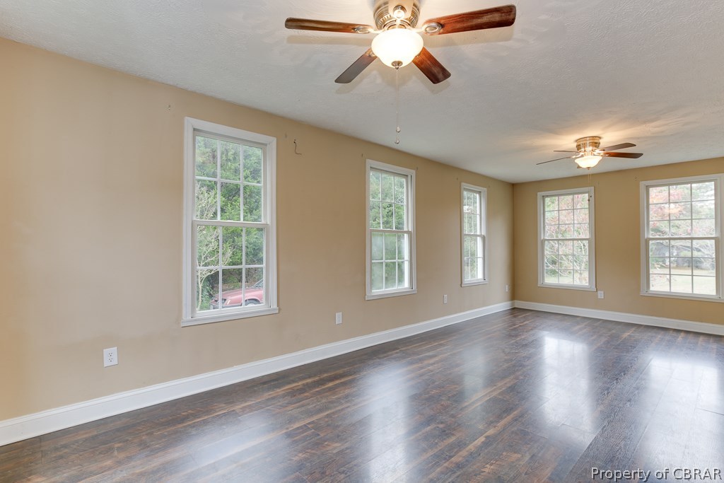 7998 Guinea Road Hayes, VA 23072 - Photo 11 of 31 Gallery Image 11