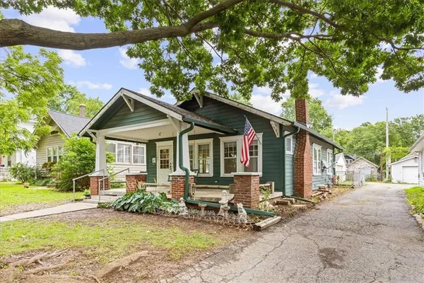 $117,000 | 1303 South Maywood Avenue, Independence, MO 64052