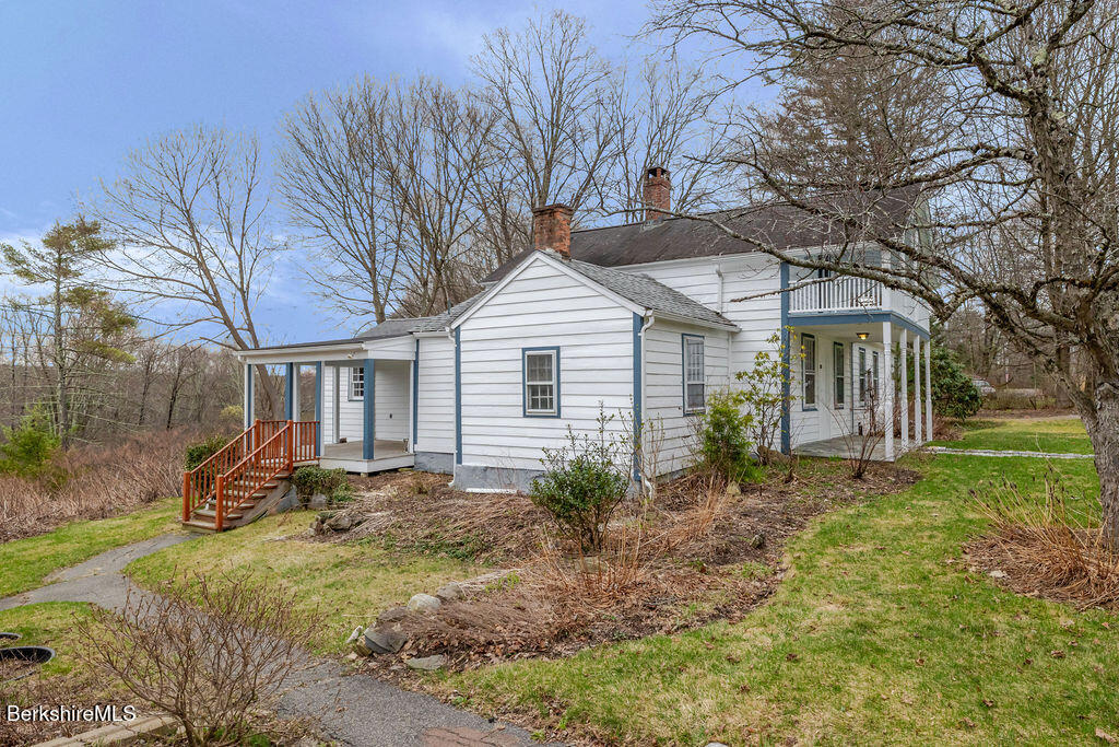 107 South Main Street Sheffield, MA 01257 - Photo 3 of 28 _J5A1112