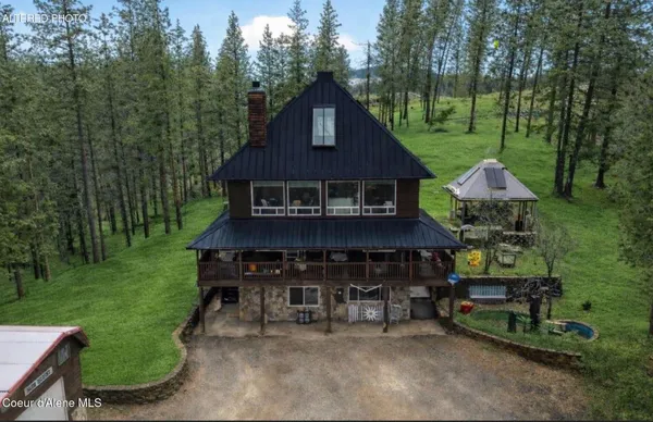 $1,499,900 | 483 Paradise Road, Pinehurst, ID 83850
