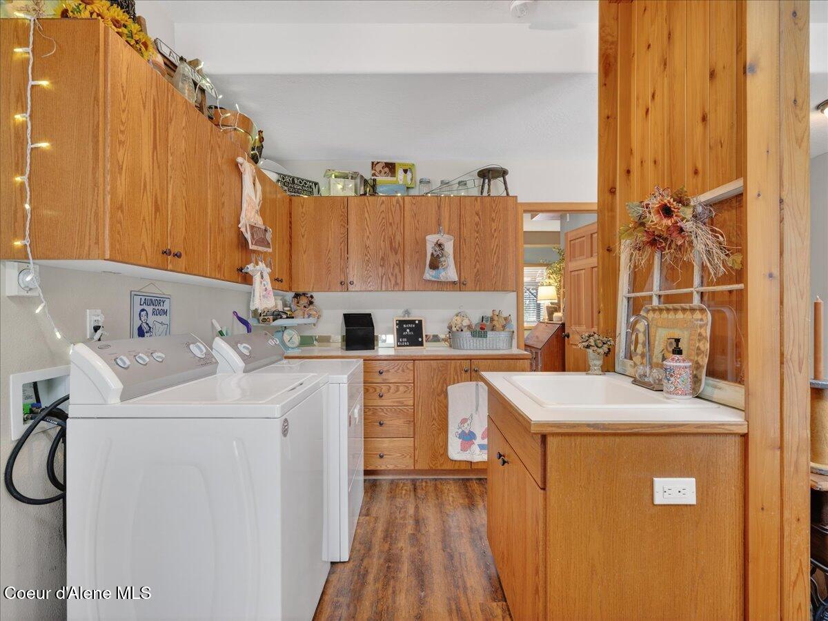 483 Paradise Road Pinehurst, ID 83850 - Photo 28 of 80 Laundry Room