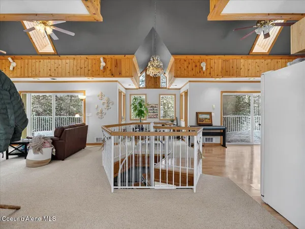 $1,399,900 | 483 Paradise Road, Pinehurst, ID 83850