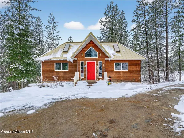 $1,399,900 | 483 Paradise Road, Pinehurst, ID 83850
