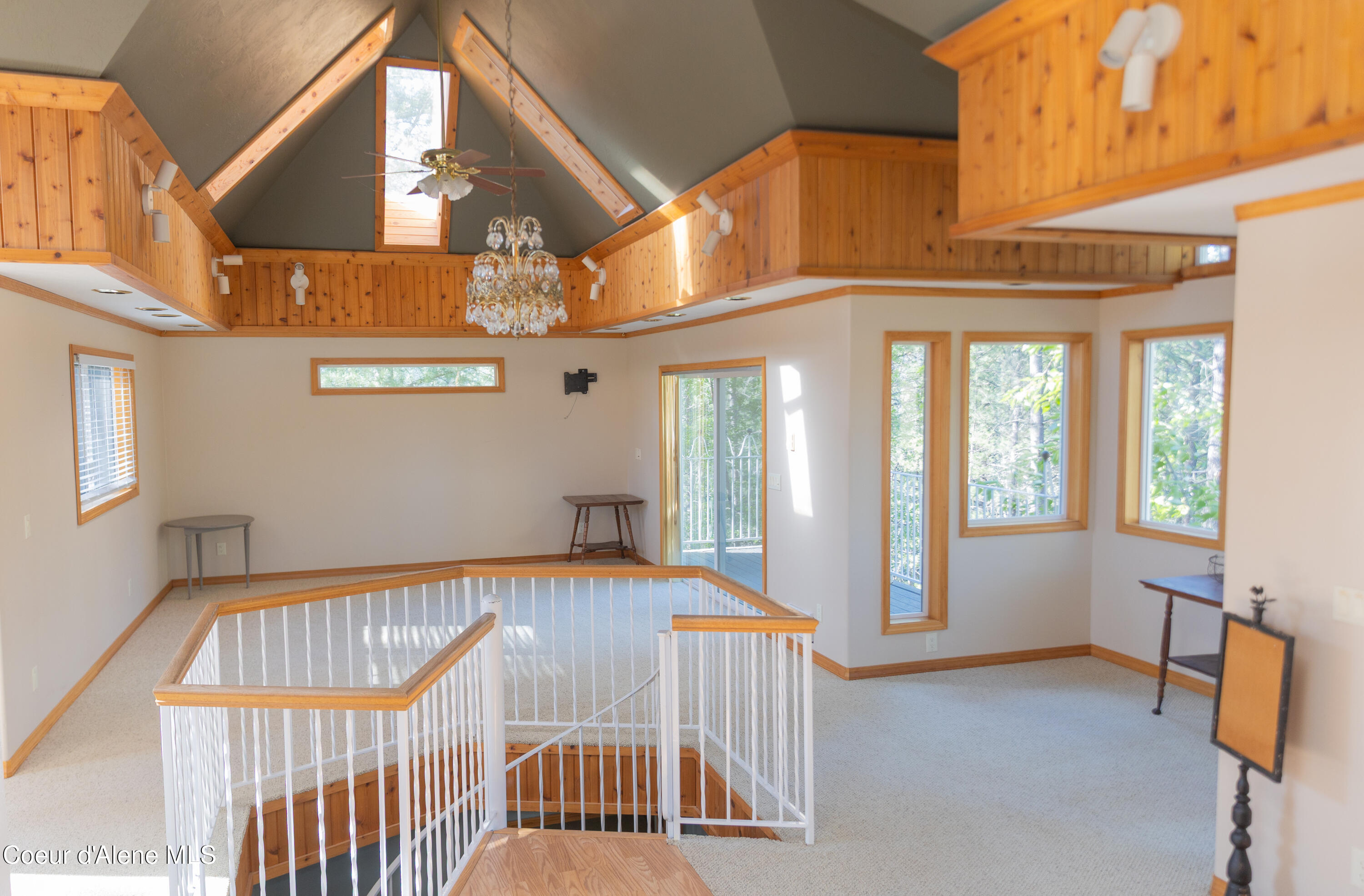 483 Paradise Road Pinehurst, ID 83850 - Photo 51 of 61 Guest House