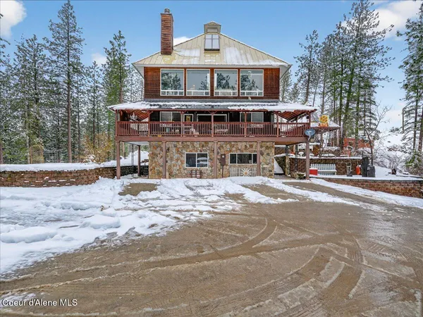 $1,499,900 | 483 Paradise Road, Pinehurst, ID 83850