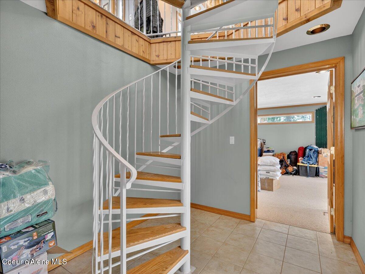 483 Paradise Road Pinehurst, ID 83850 - Photo 68 of 80 Spiral Staircase