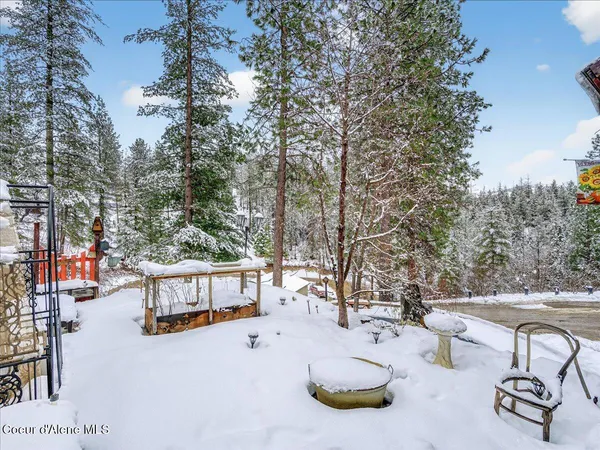 $1,499,900 | 483 Paradise Road, Pinehurst, ID 83850
