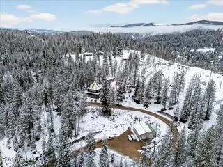 $1,499,900 | 483 Paradise Road, Pinehurst, ID 83850