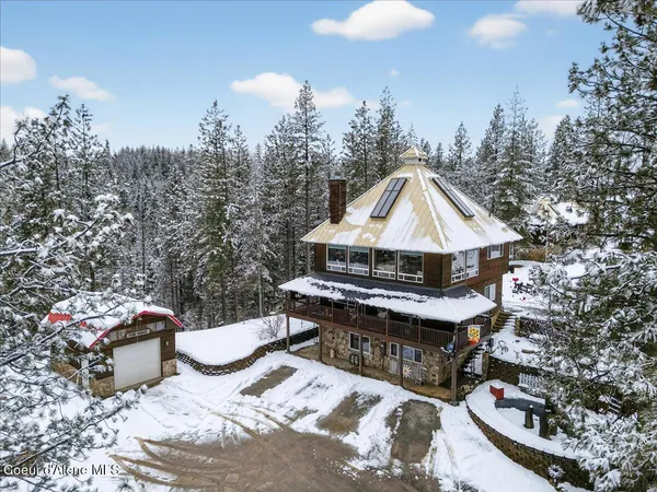 $1,499,900 | 483 Paradise Road, Pinehurst, ID 83850