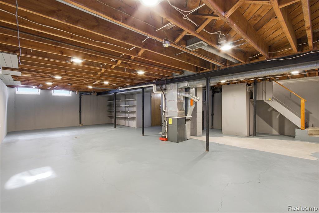 9290 Allen Road Allen Park, MI 48101 - Photo 15 of 18 Gallery Image 15