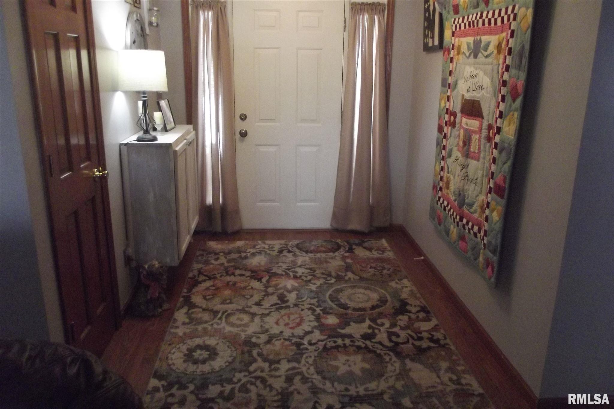 2300 Harrier Road Springfield, IL 62711 - Photo 6 of 19