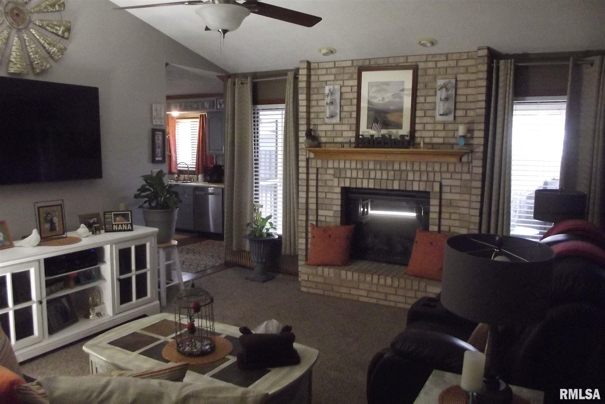 2300 Harrier Road Springfield, IL 62711 - Photo 7 of 19