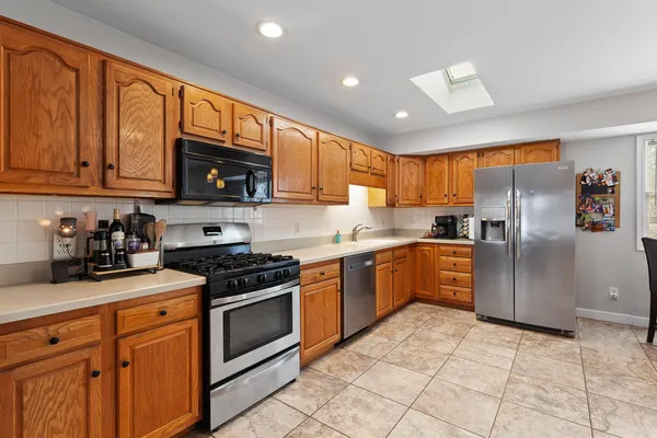$295,000 | 2658 Spielman Heights Drive, Adrian, MI 49221