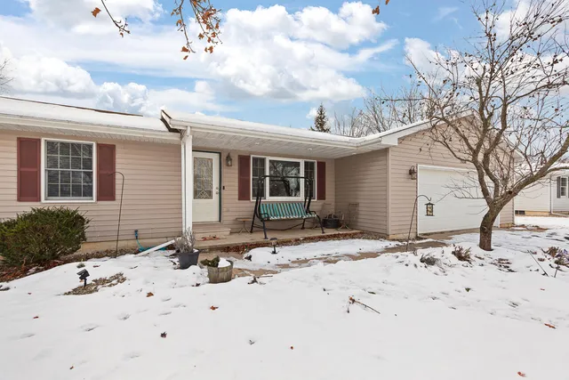 $309,000 | 2658 Spielman Heights Drive, Adrian, MI 49221