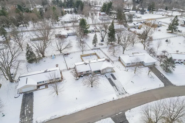 $309,000 | 2658 Spielman Heights Drive, Adrian, MI 49221