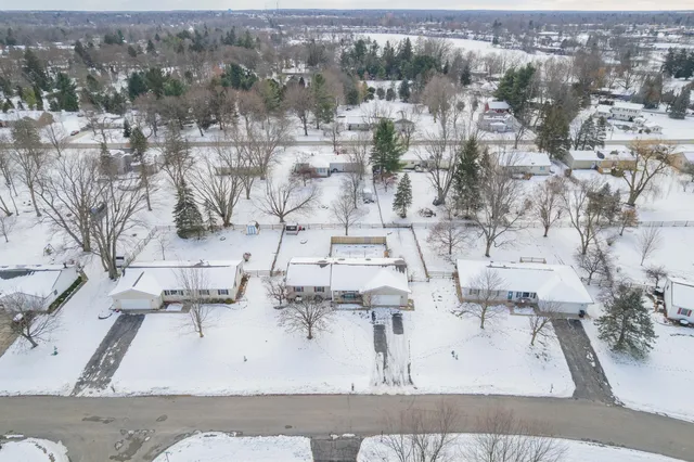 $309,000 | 2658 Spielman Heights Drive, Adrian, MI 49221