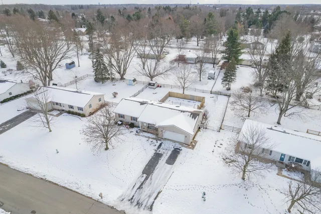 $309,000 | 2658 Spielman Heights Drive, Adrian, MI 49221