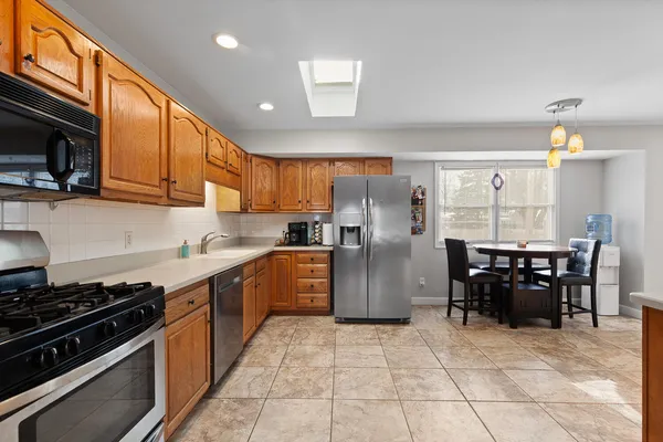 $295,000 | 2658 Spielman Heights Drive, Adrian, MI 49221