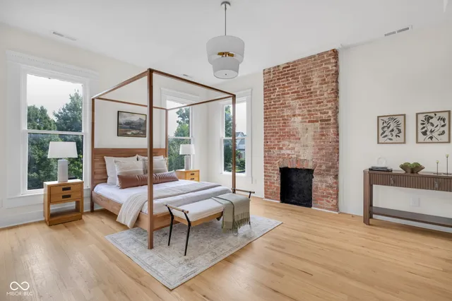 $950,000 | 2030 North Alabama Street, Indianapolis, IN 46202