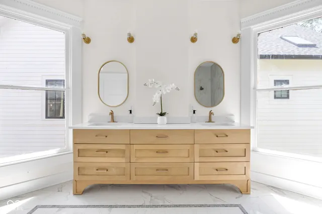 $950,000 | 2030 North Alabama Street, Indianapolis, IN 46202