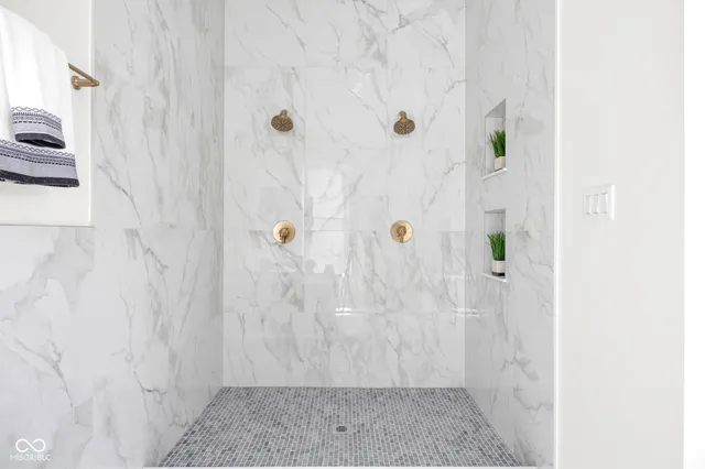 $950,000 | 2030 North Alabama Street, Indianapolis, IN 46202