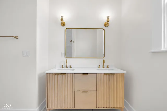 $950,000 | 2030 North Alabama Street, Indianapolis, IN 46202