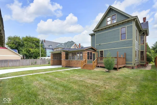 $950,000 | 2030 North Alabama Street, Indianapolis, IN 46202