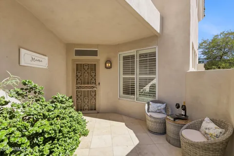 $465,000 | 1747 East Northern Avenue, Unit 140, Phoenix, AZ 85020