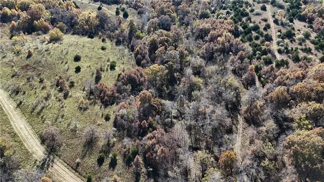 $1,000,000 | Iguana Road, Atlanta, MO 63530