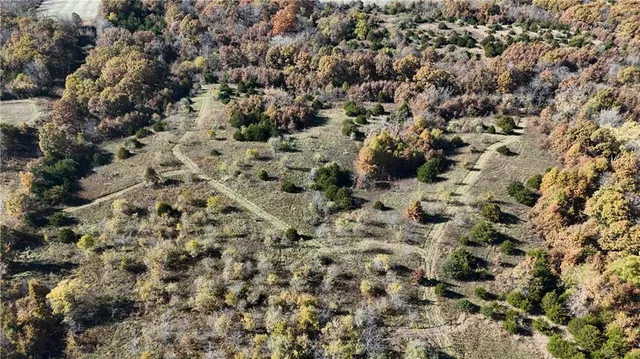 $1,000,000 | Iguana Road, Atlanta, MO 63530