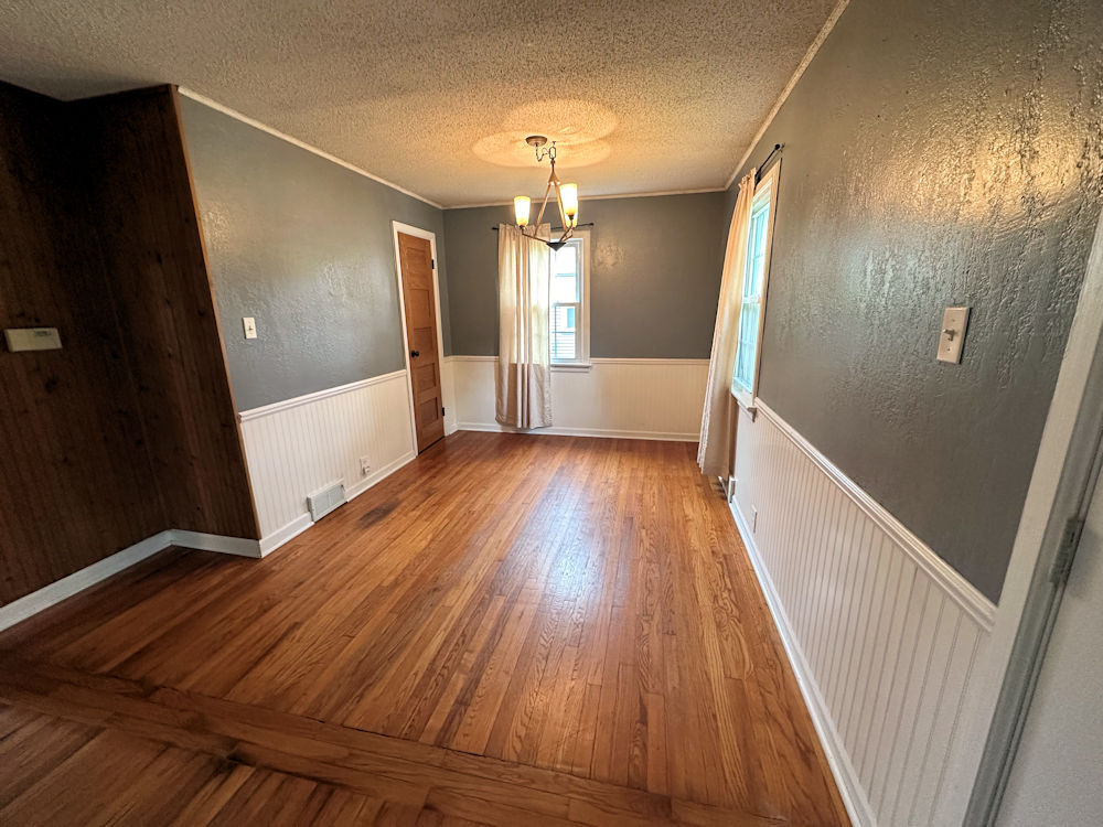 826 North 11th Street Rochelle, IL 61068 - Photo 4 of 12