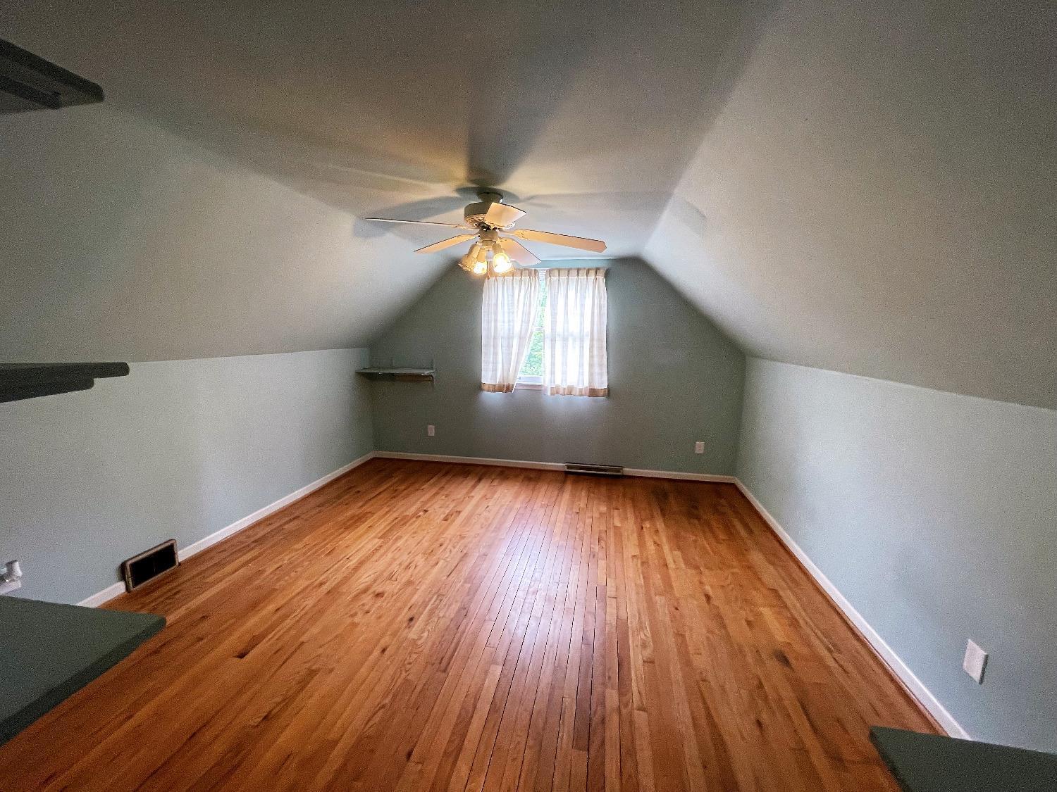 7880 Livingston Road Cincinnati, OH 45247 - Photo 14 of 28 Gallery Image 14
