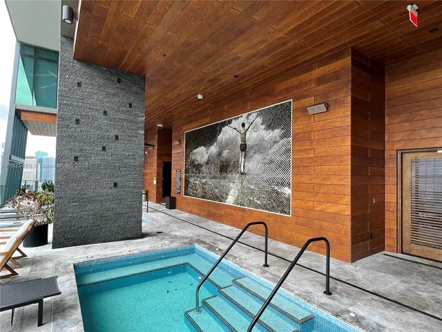 $5,460 | 1451 Brickell Avenue, Unit 2404, Miami, FL 33131