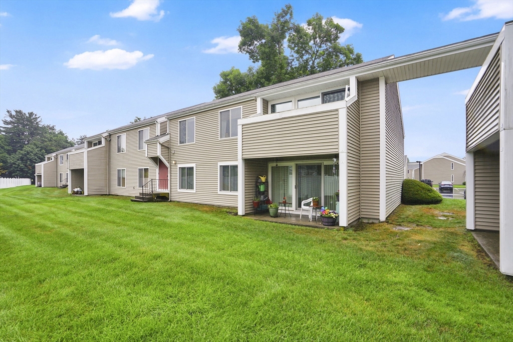 26 Nassau Drive, Unit 26 Springfield, MA 01129 - Photo 33 of 39