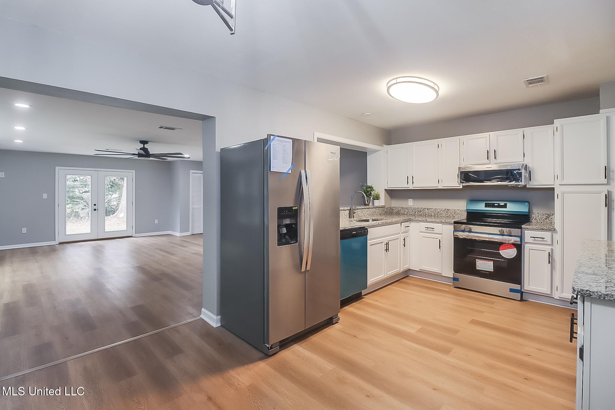 335 Jim Money Road Biloxi, MS 39531 - Photo 12 of 32 12