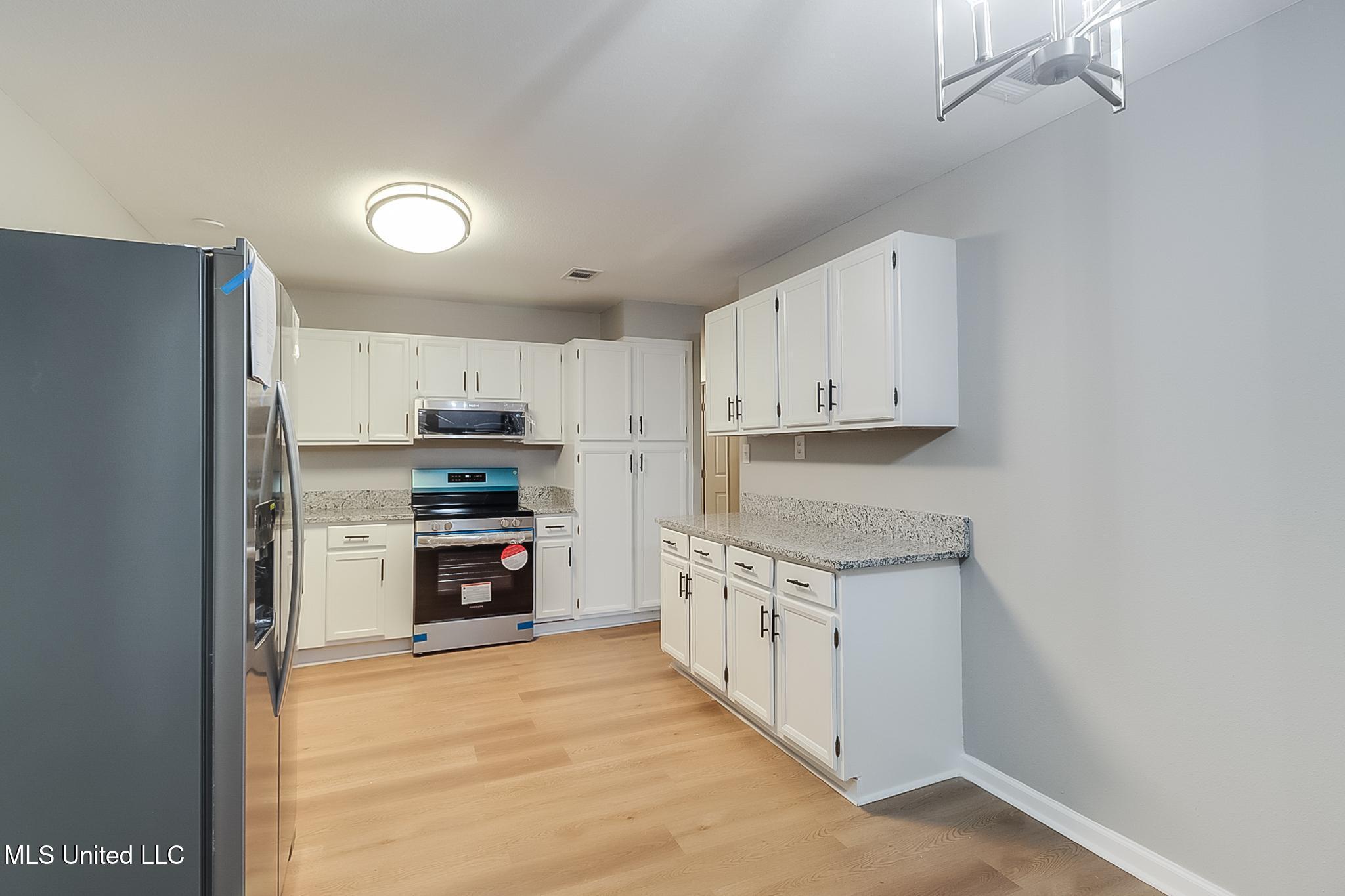 335 Jim Money Road Biloxi, MS 39531 - Photo 17 of 32 16