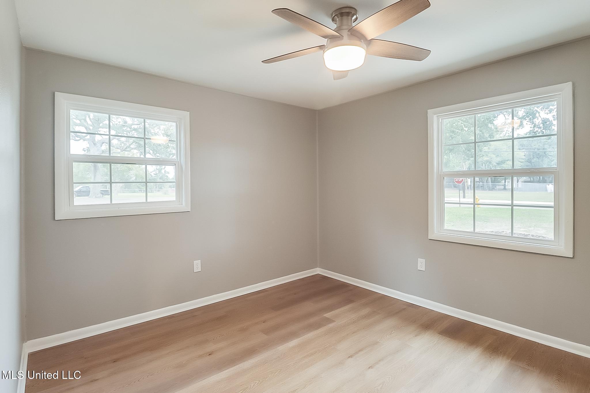 335 Jim Money Road Biloxi, MS 39531 - Photo 20 of 32 19