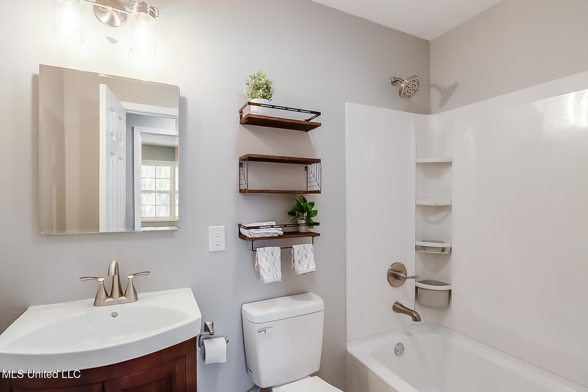 335 Jim Money Road Biloxi, MS 39531 - Photo 21 of 32 20