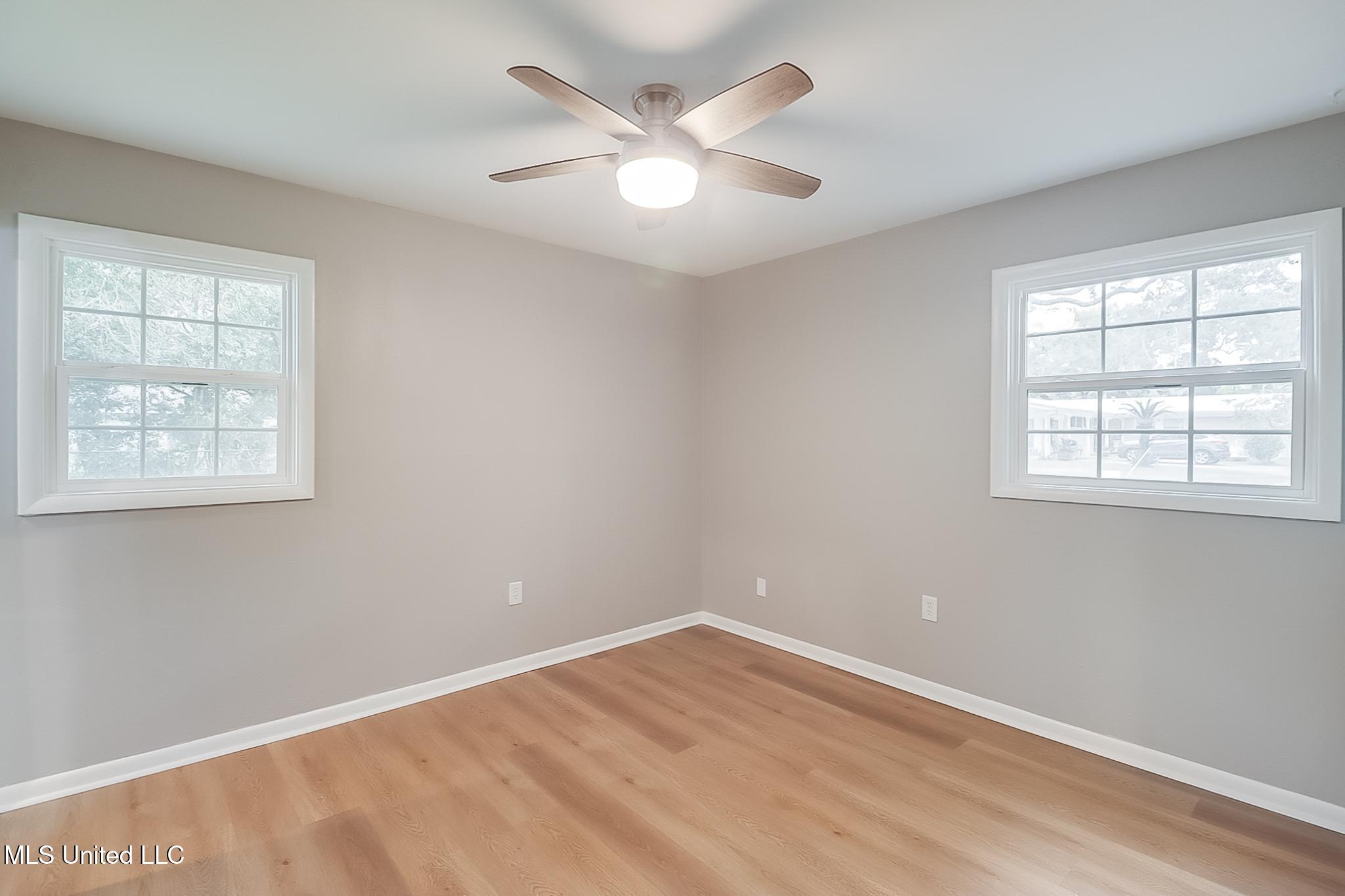 335 Jim Money Road Biloxi, MS 39531 - Photo 25 of 32 24