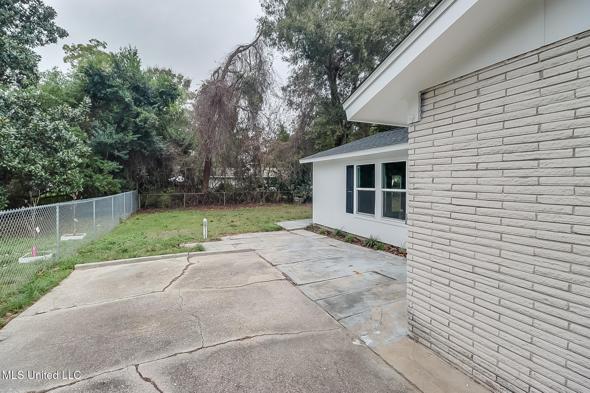 335 Jim Money Road Biloxi, MS 39531 - Photo 26 of 32 25