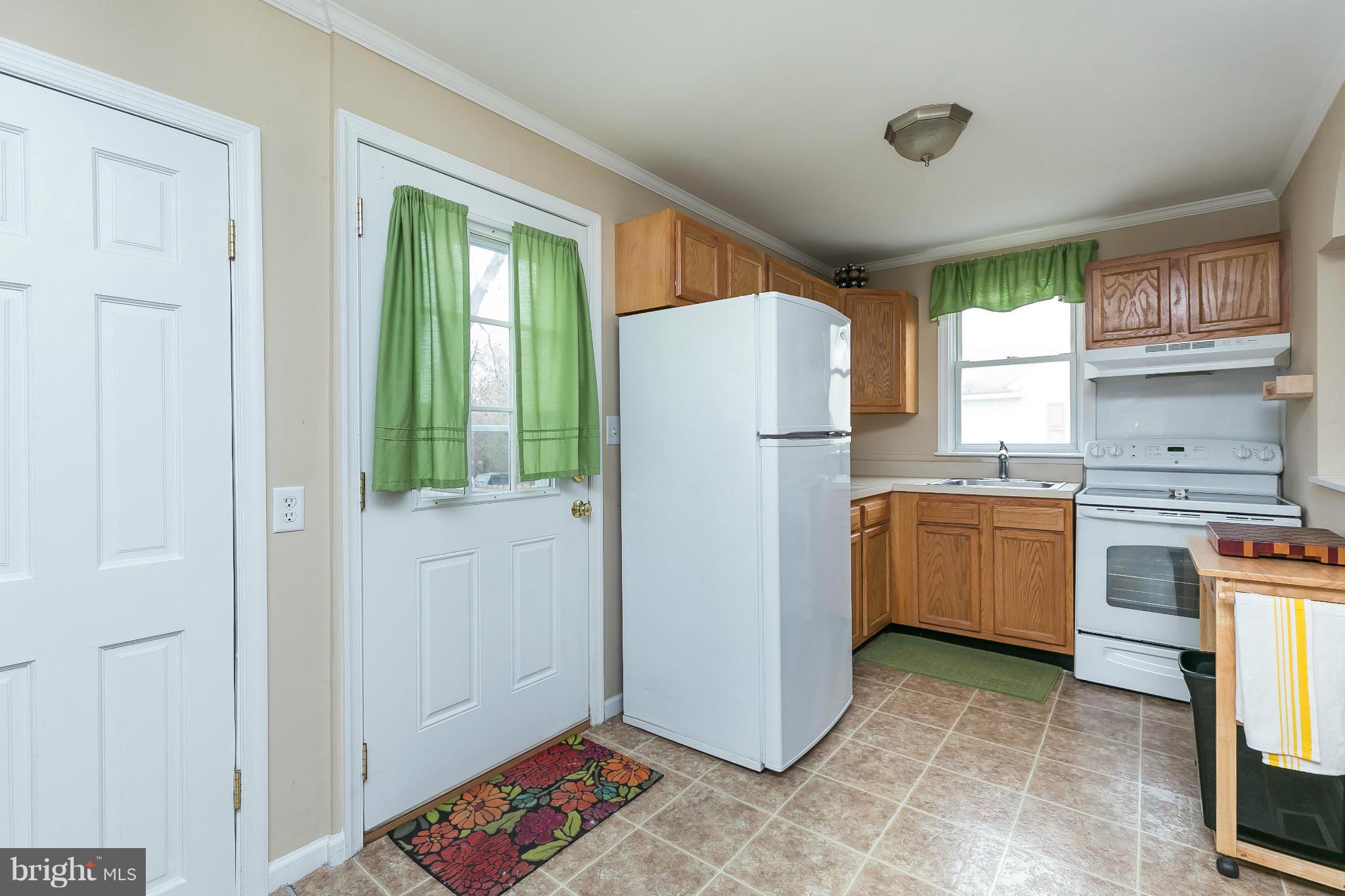 4311 Chapel Road Perry Hall, MD 21128 - Photo 12 of 28 Kitchen