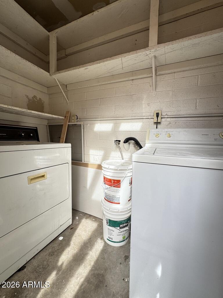 948 South Alma School Road, Unit 9 Mesa, AZ 85210 - Photo 17 of 17 E5F3CF26-CA40-44A1-9FB6-2FF098394B03_1_1