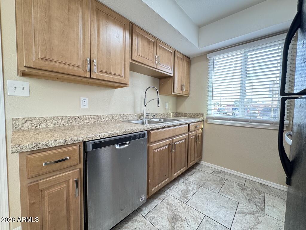 948 South Alma School Road, Unit 9 Mesa, AZ 85210 - Photo 8 of 17 FD1F363A-6AB9-4379-B5CF-4FA2BD45E310_1_1